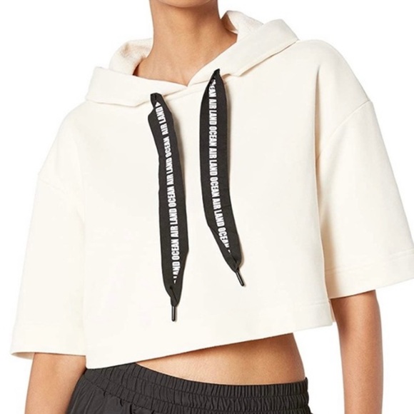 ALO Yoga Tops - Alo yoga air land and ocean short sleeve hoodie L
